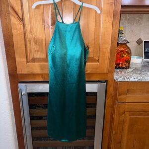 Chic Backless Green Dress
